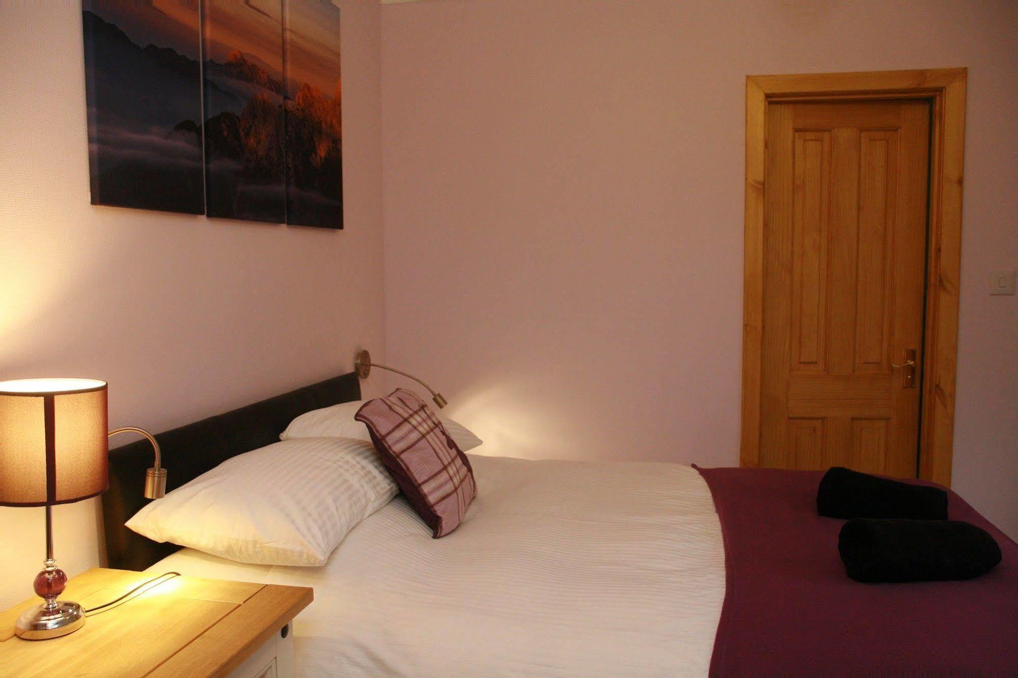 Glenlochy Nevis Bridge Apartments Fort William Exterior photo